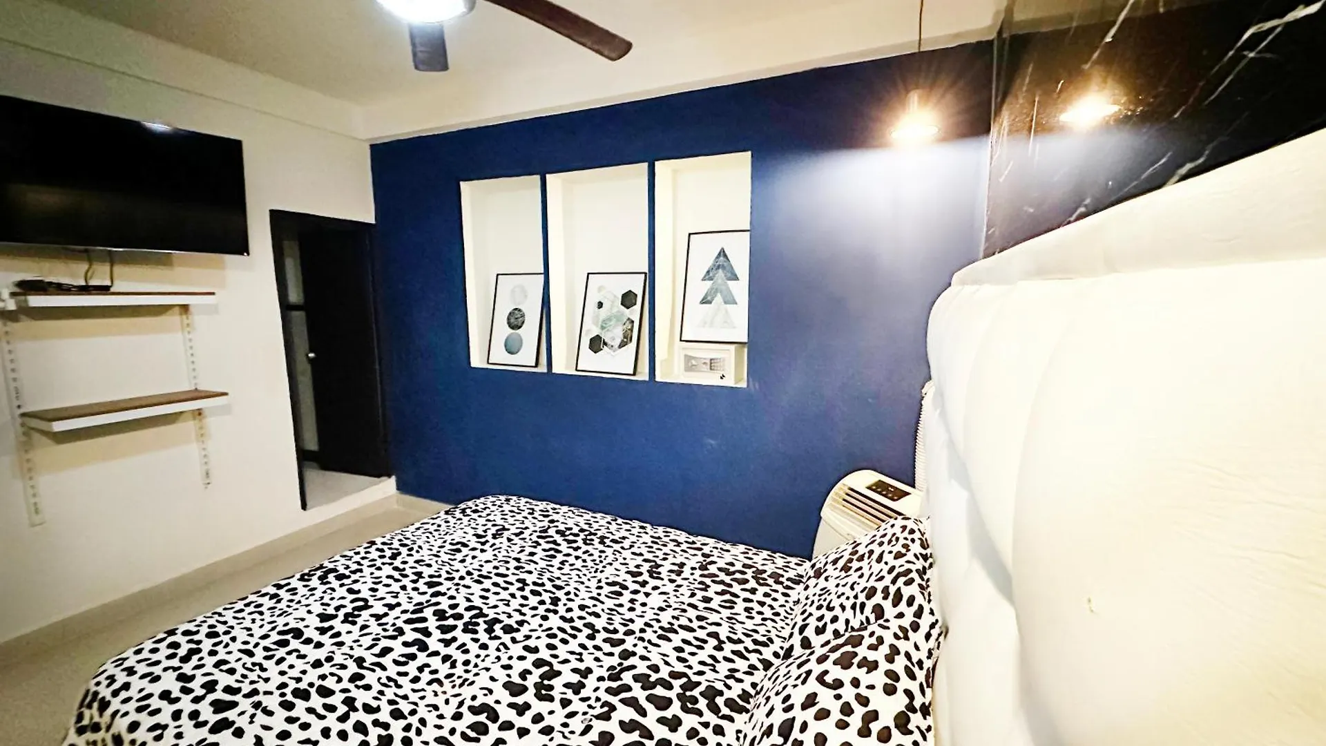 Majestic Suite 2 Icon Lleras Park Medellin